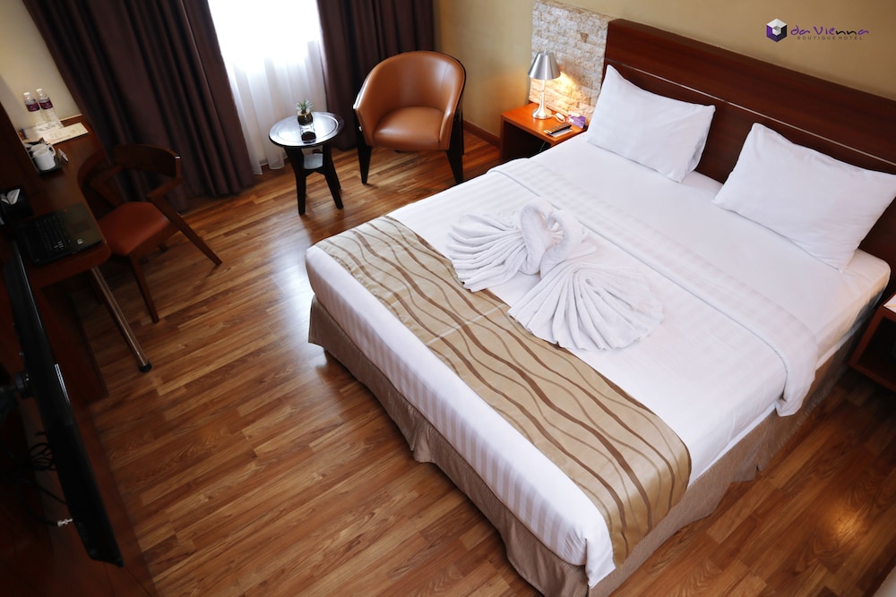 Fox Hotel Nagoya Batam 29/69