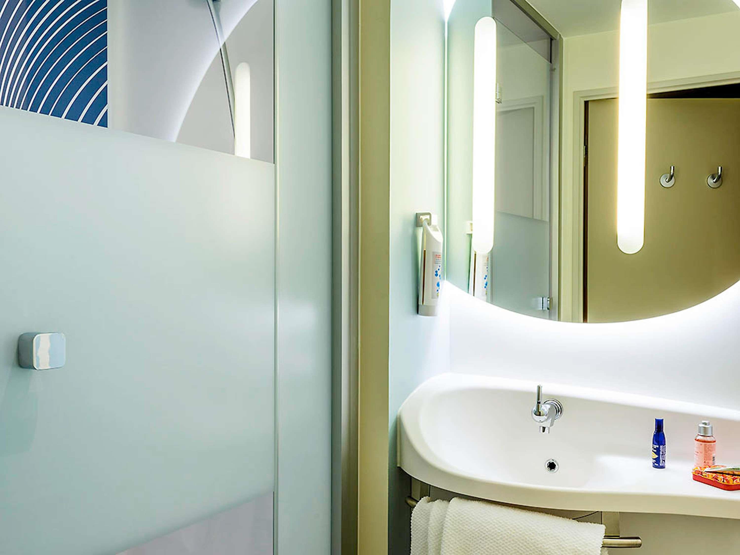 غرفة ثلاثية بسرير بطابقين، Ibis Budget Saint Quentin En Yvelines Velodrome 4/5