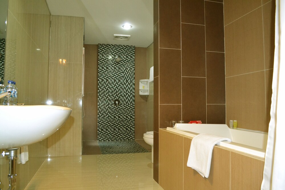 Merapi Merbabu Hotel Yogyakarta Powered by Archipelago 37/40