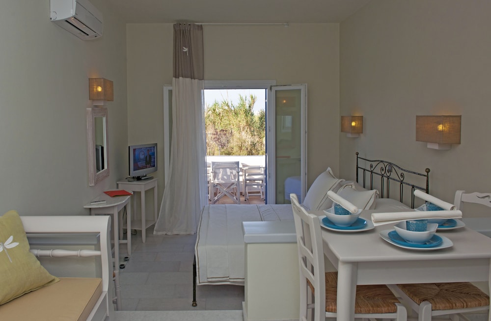 Ammos Naxos 20/50