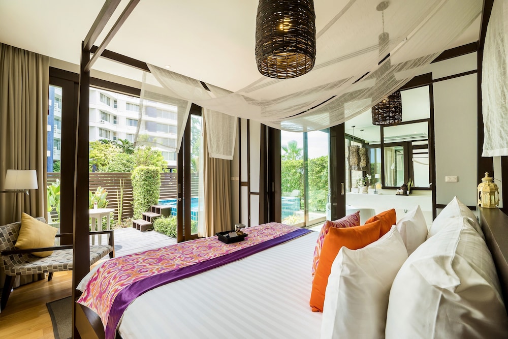 The Rock Hua Hin Beach Resort 36/67