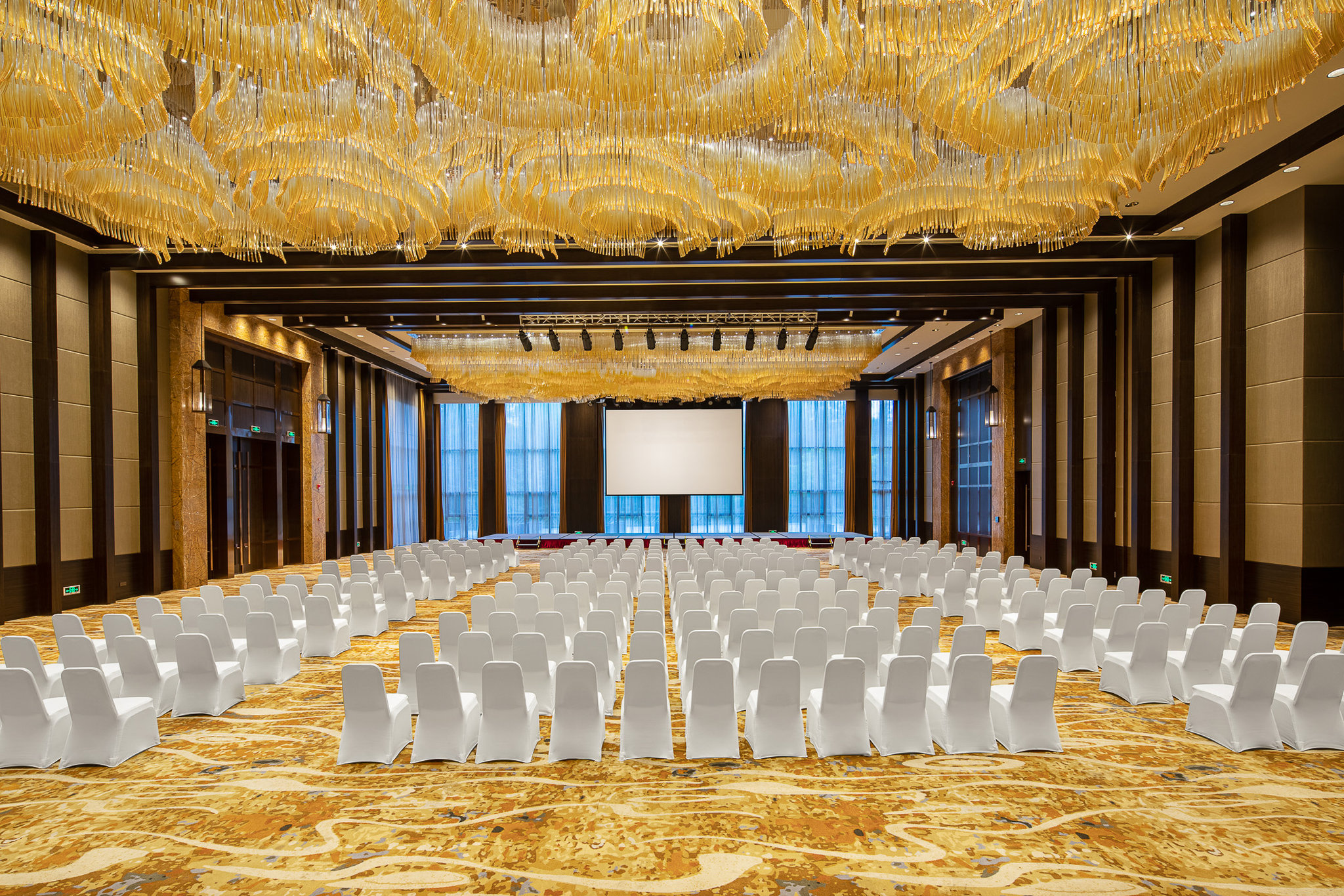 CROWNE PLAZA RESORT CHANGBAISHAN HOT SPRING 36/50