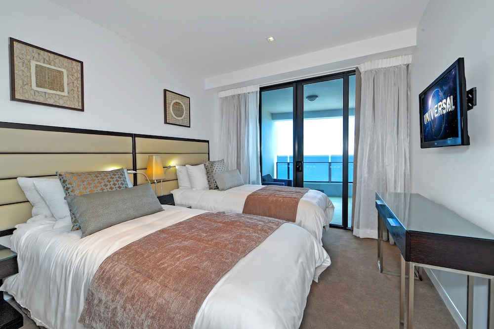 Holiday Holiday Soul Surfers Paradise 9/50