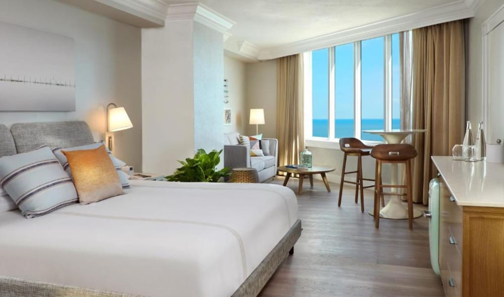 Pelican Grand Beach Resort A Noble House Resort 15/75