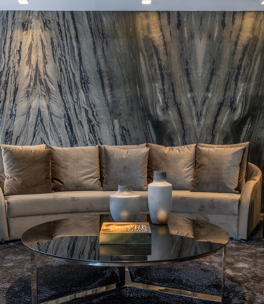 LS Hotel 27/50