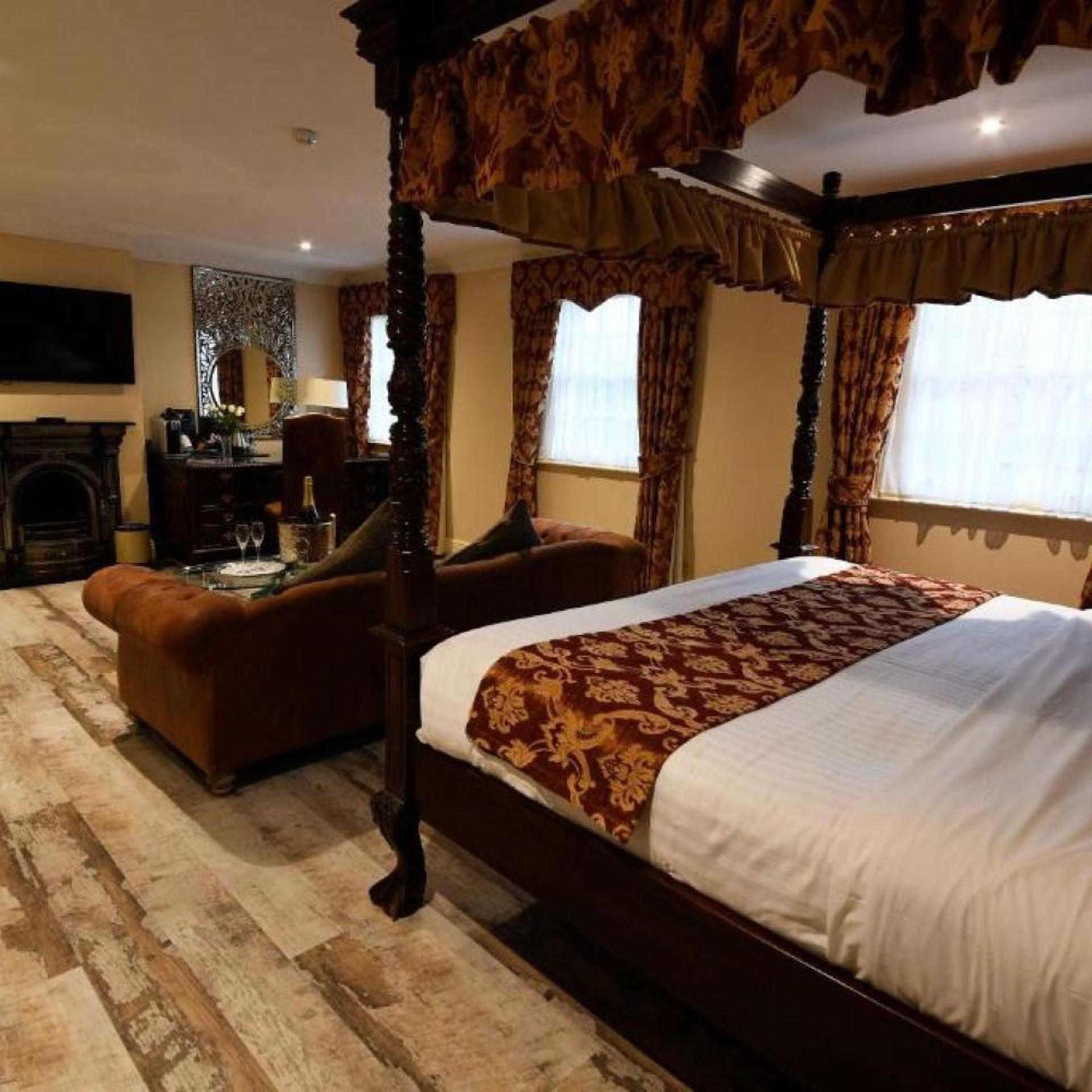 Sanctuary, Spa, Suite