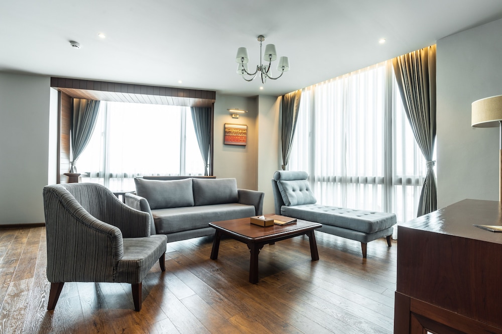 Grand Hotel Vientiane 28/60