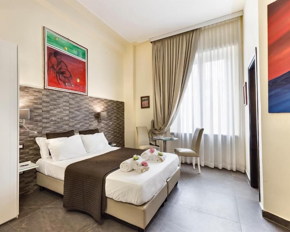 Boutique Hotel Piazza Carita 25/60
