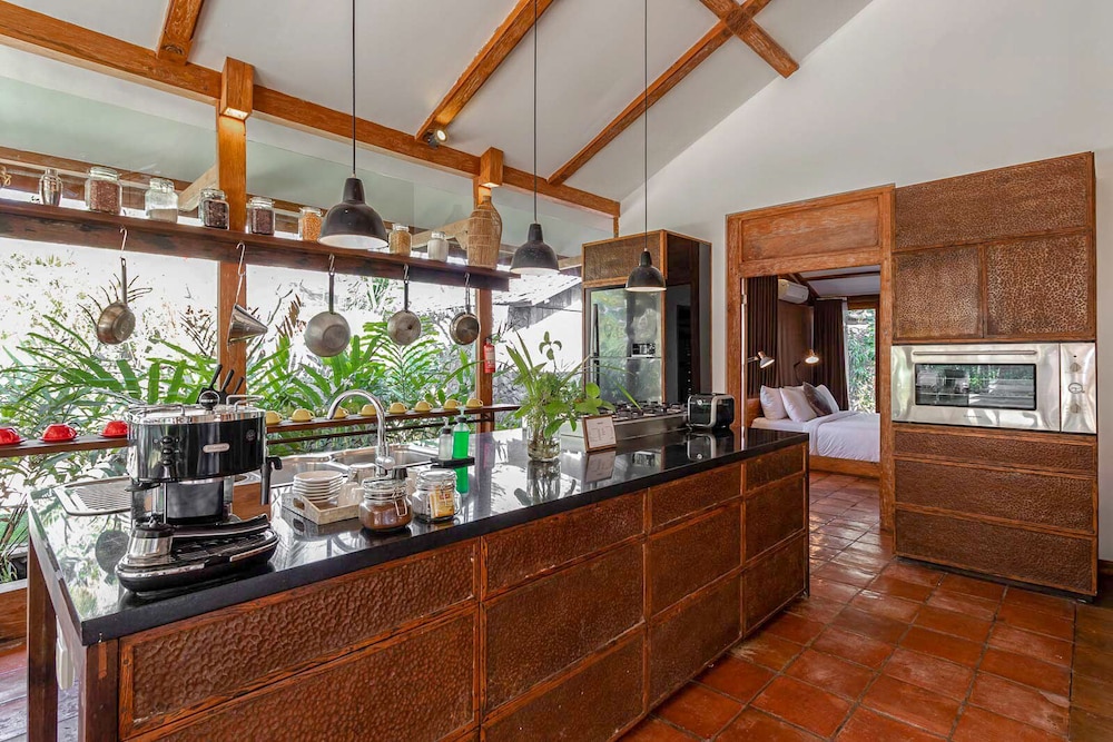 Kuno Villas 7/50