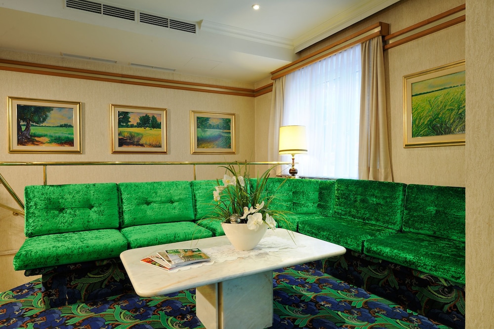 Scherer Hotel 37/52