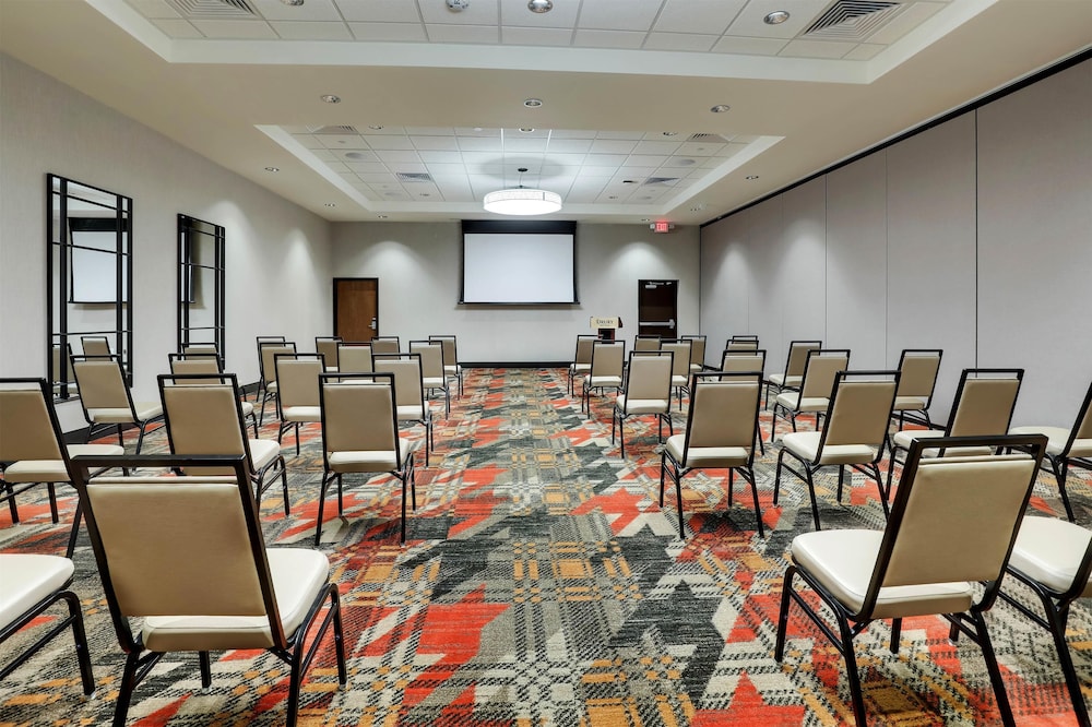 Drury Plaza Hotel North Charleston 48/55