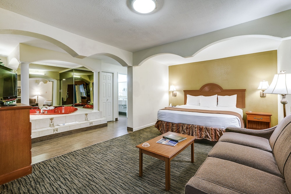 Quality Inn & Suites Dallas-Cityplace 19/23