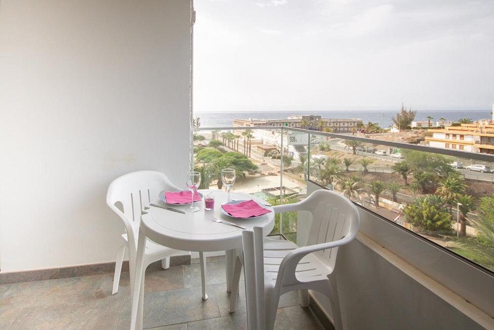 Apartamentos LIVVO Tarahal 66/88
