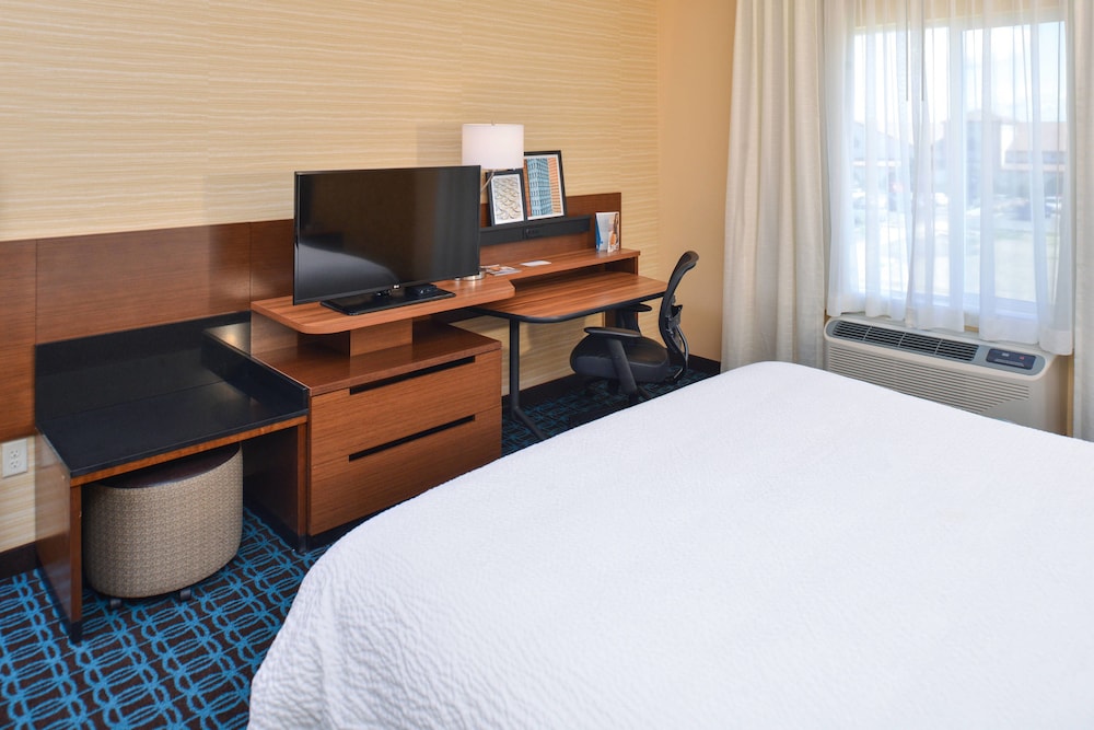Fairfield Inn And Suites By Marriott Sacramento Airport Woodland 10/44