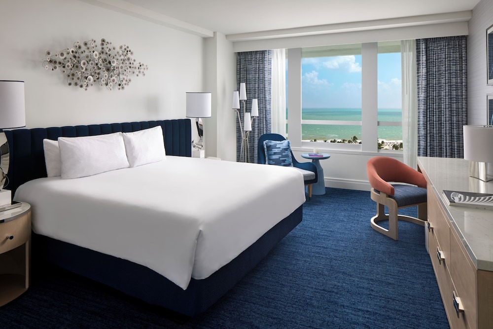 Fontainebleau Miami Beach 8/46
