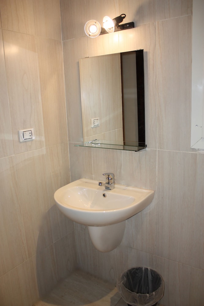 Nakhil Residence 43/45