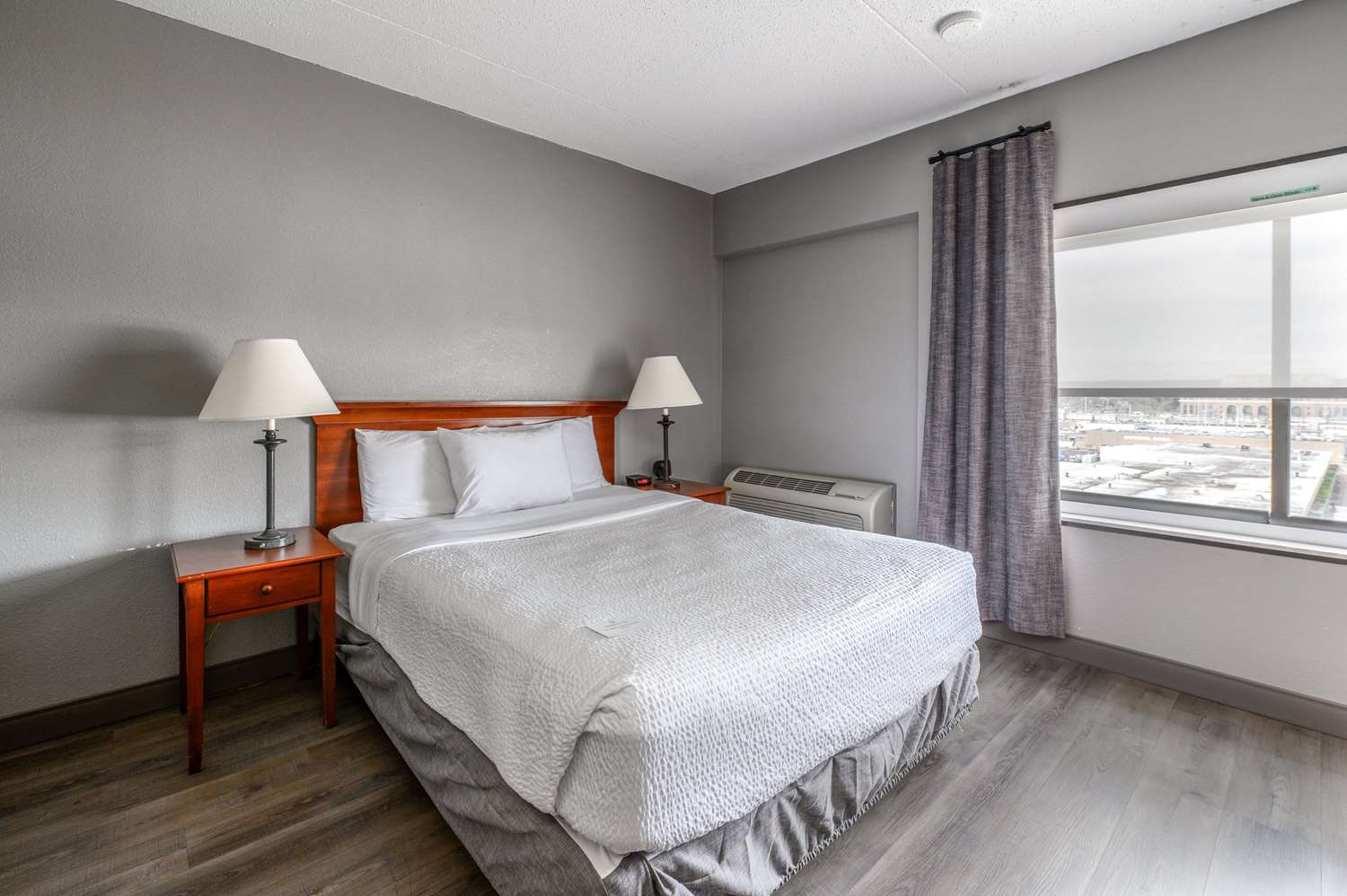 La Quinta Inn & Suites by Wyndham New Haven 22/49