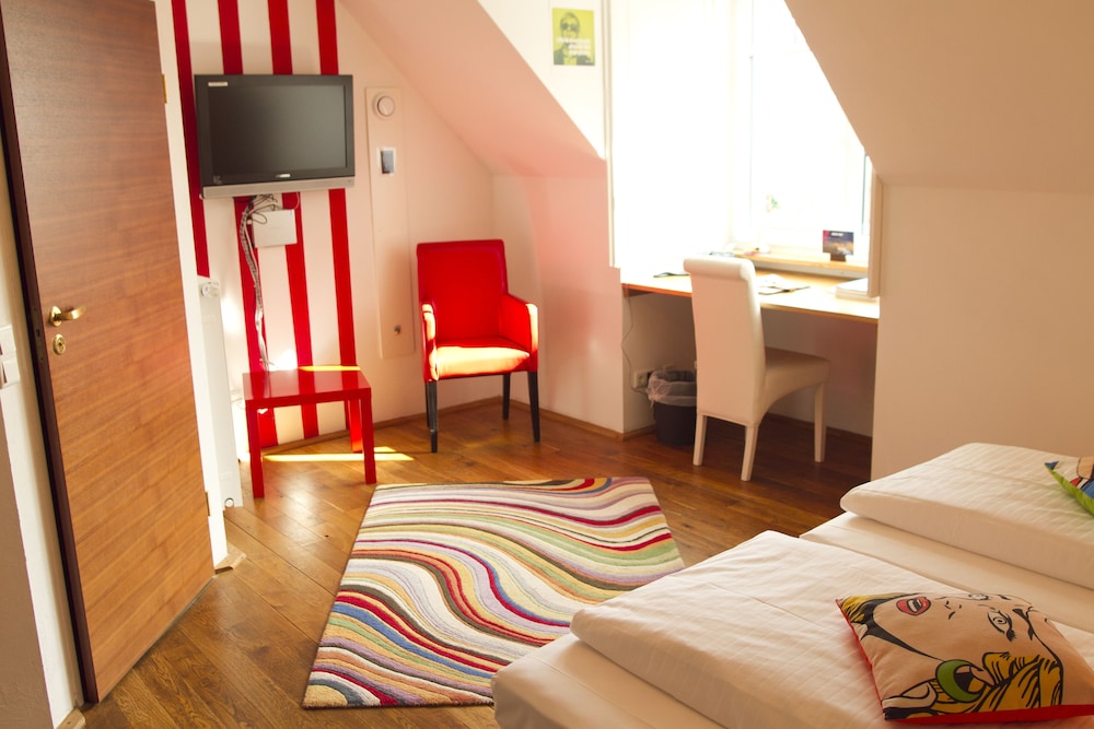 LANDHOTEL HOF BEVERLAND 20/69