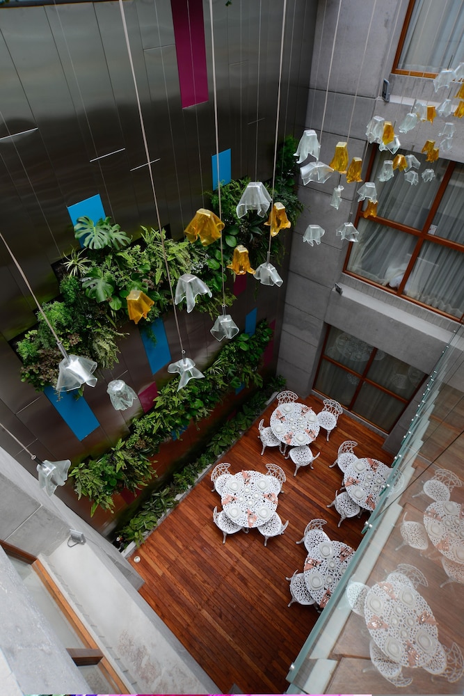HOTEL BOUTIQUE MARQUIZ 53/57