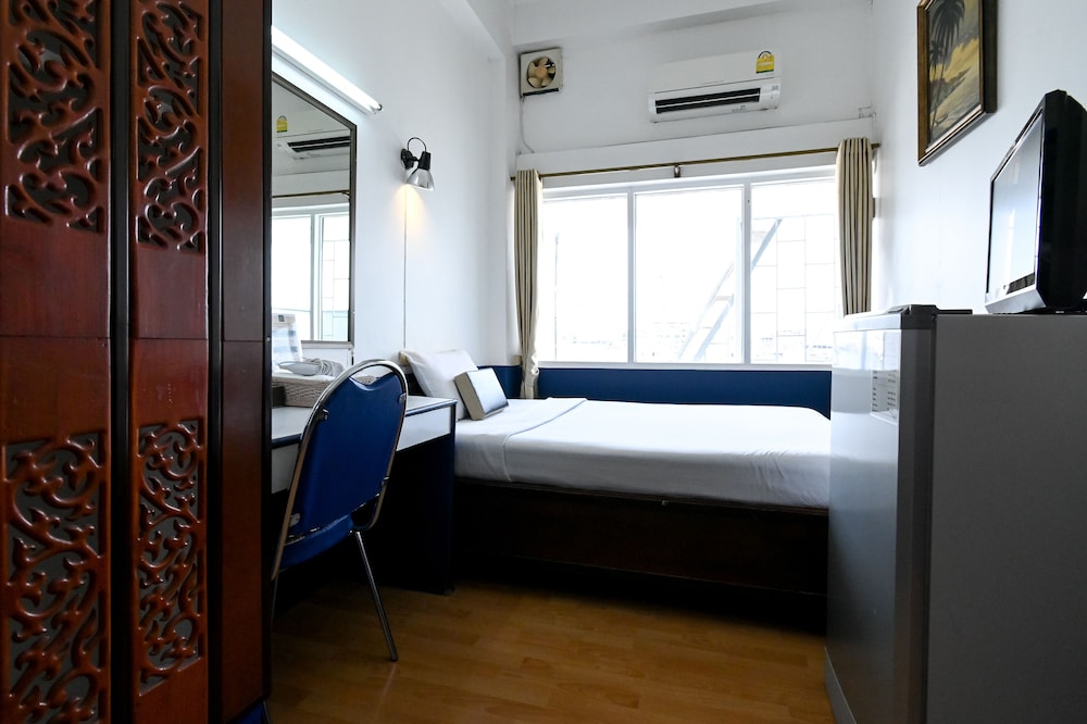 The Krungkasem Srikrung Hotel 19/65