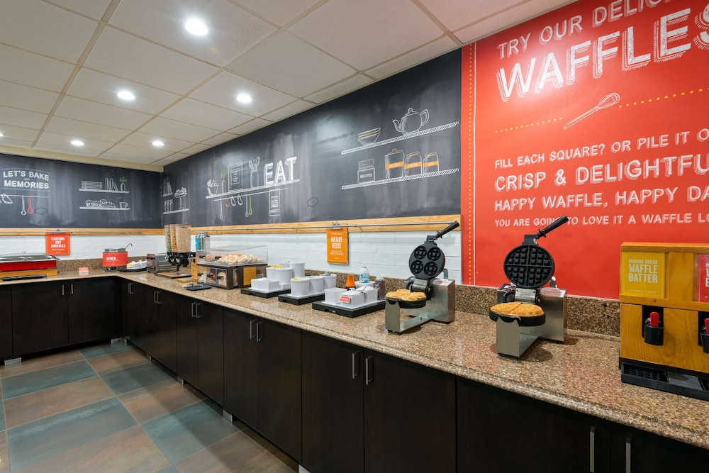 Hampton Inn Buffalo Airport/Galleria Mall 37/49