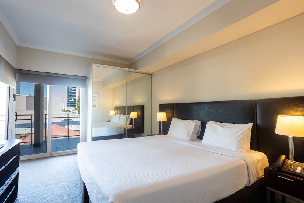2 BEDROOMS, APARTMENT