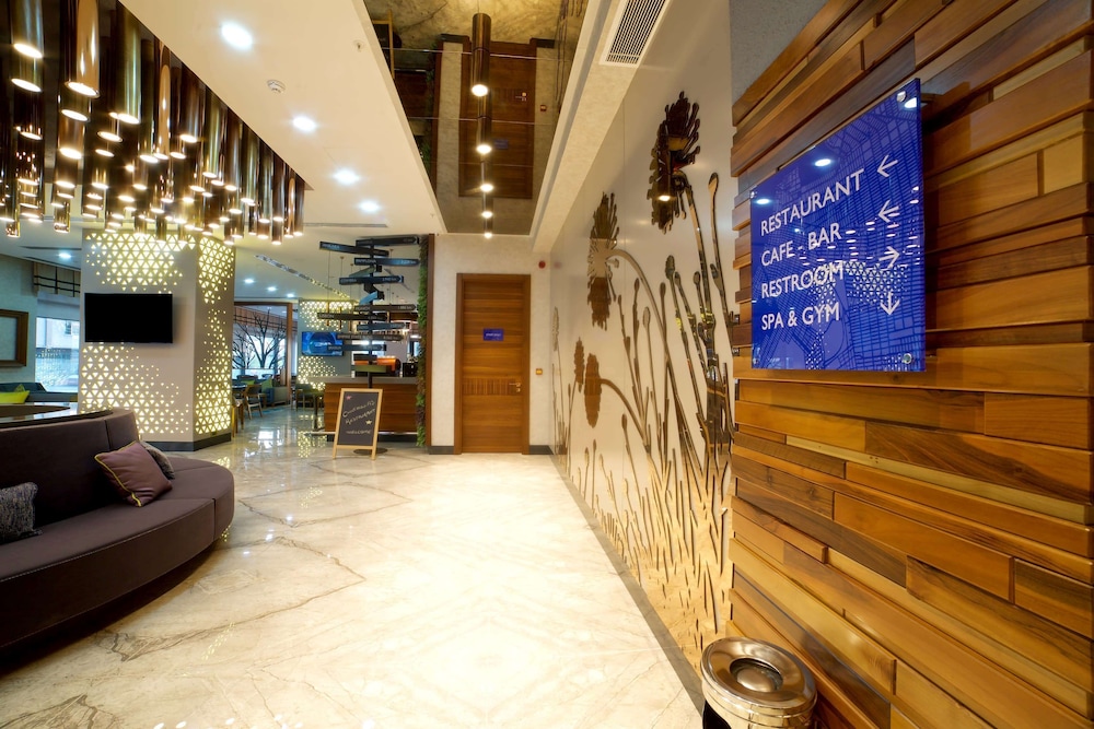 TRYP BY WYNDHAM ISTANBUL TOPKAPI 7/58
