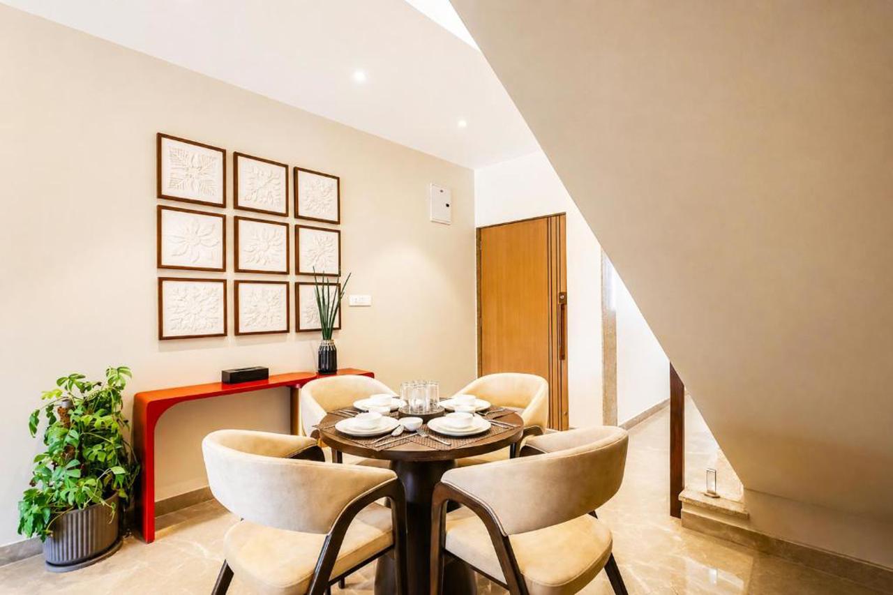 ELIVAAS Shourya Viola 3 BHK Villa with Pvt Pool & Garden 12/19