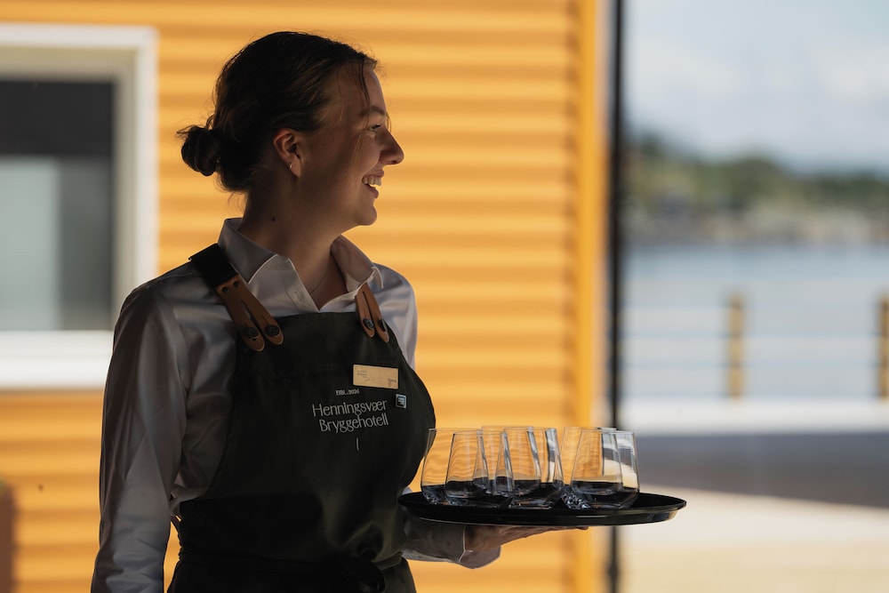 Henningsvaer Bryggehotell by Classic Norway Hotels 7/50