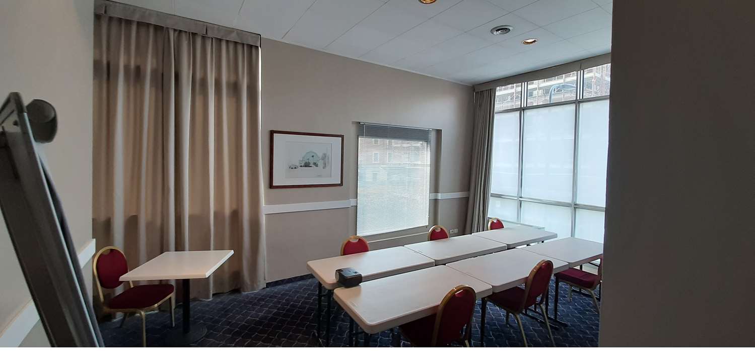 Hotel Blaise & Francis 54/55
