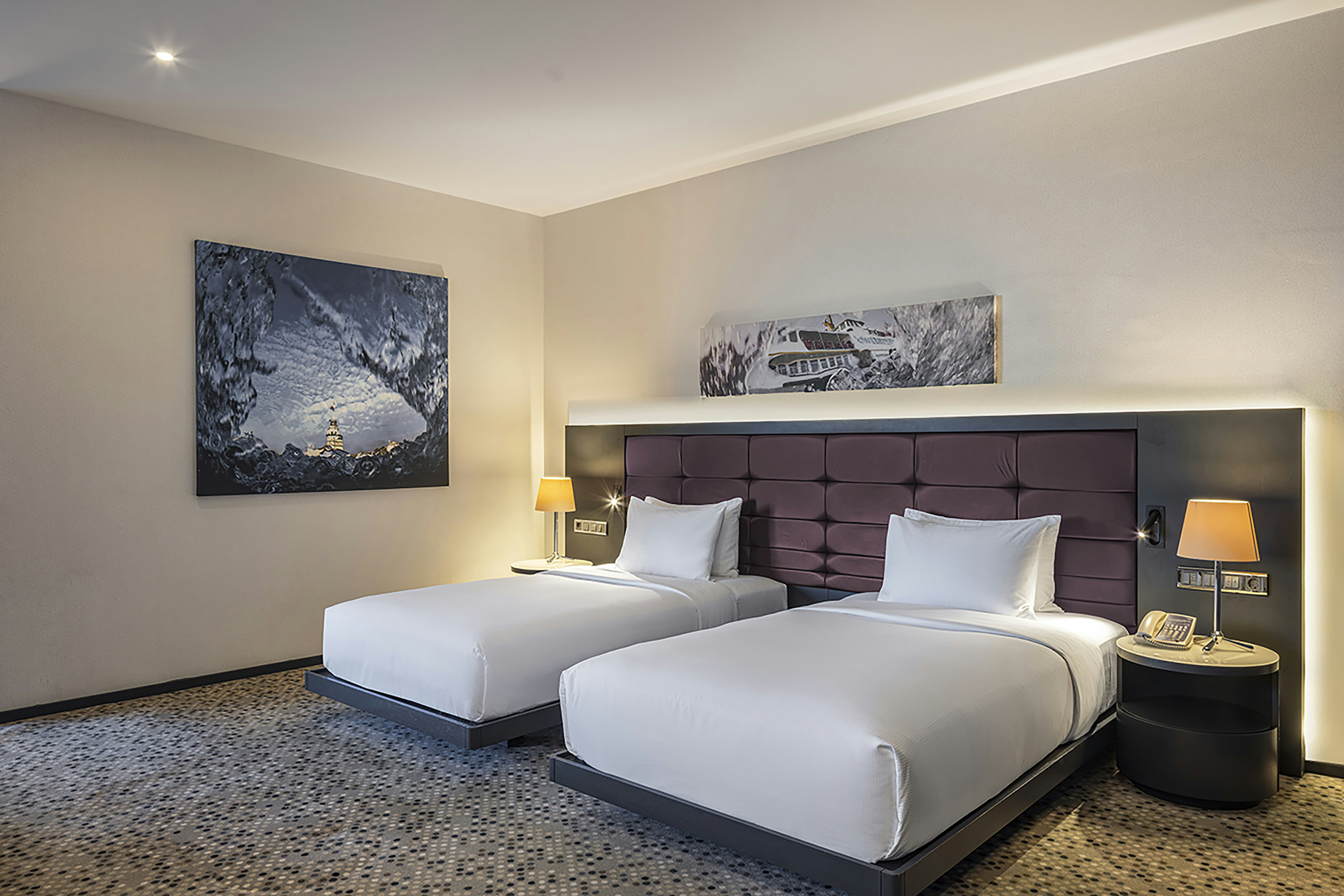 جناح جونيور بسريرين منفصلين بإطلالة على البحر، Doubletree By Hilton Hotel Istanbul - Moda 3/4