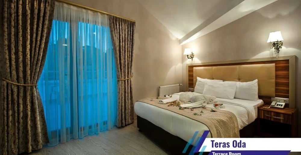WHITE TUANA THERMAL YALOVA 13/69