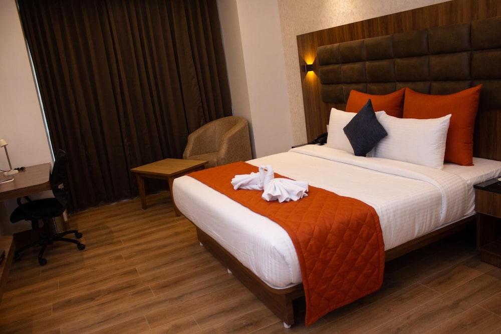 Shivas Galaxy Hotel 10/41