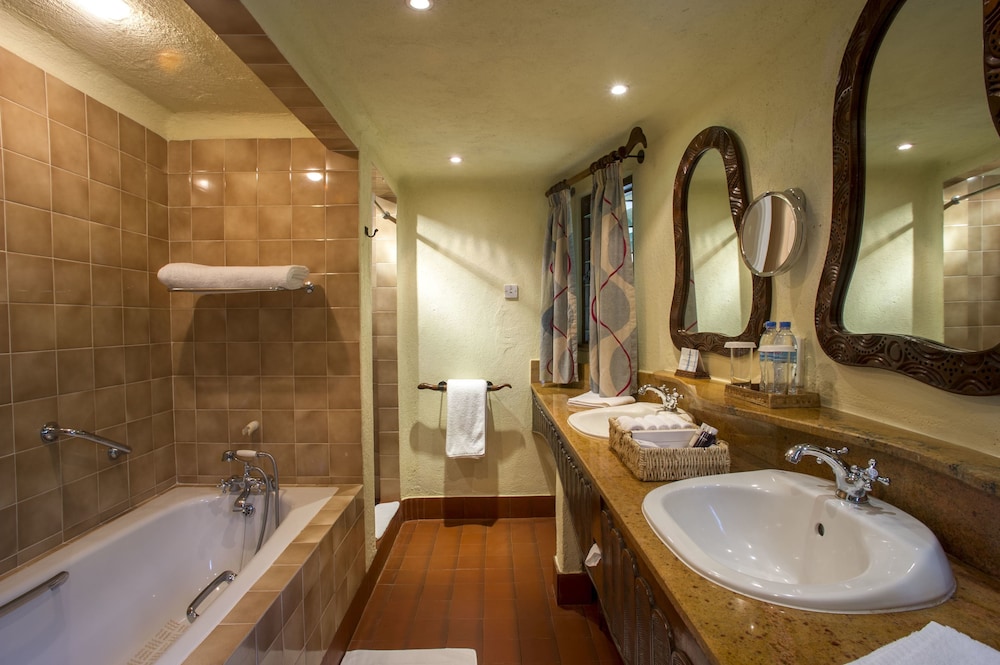 Lake Manyara Serena Safari Lodge 61/62