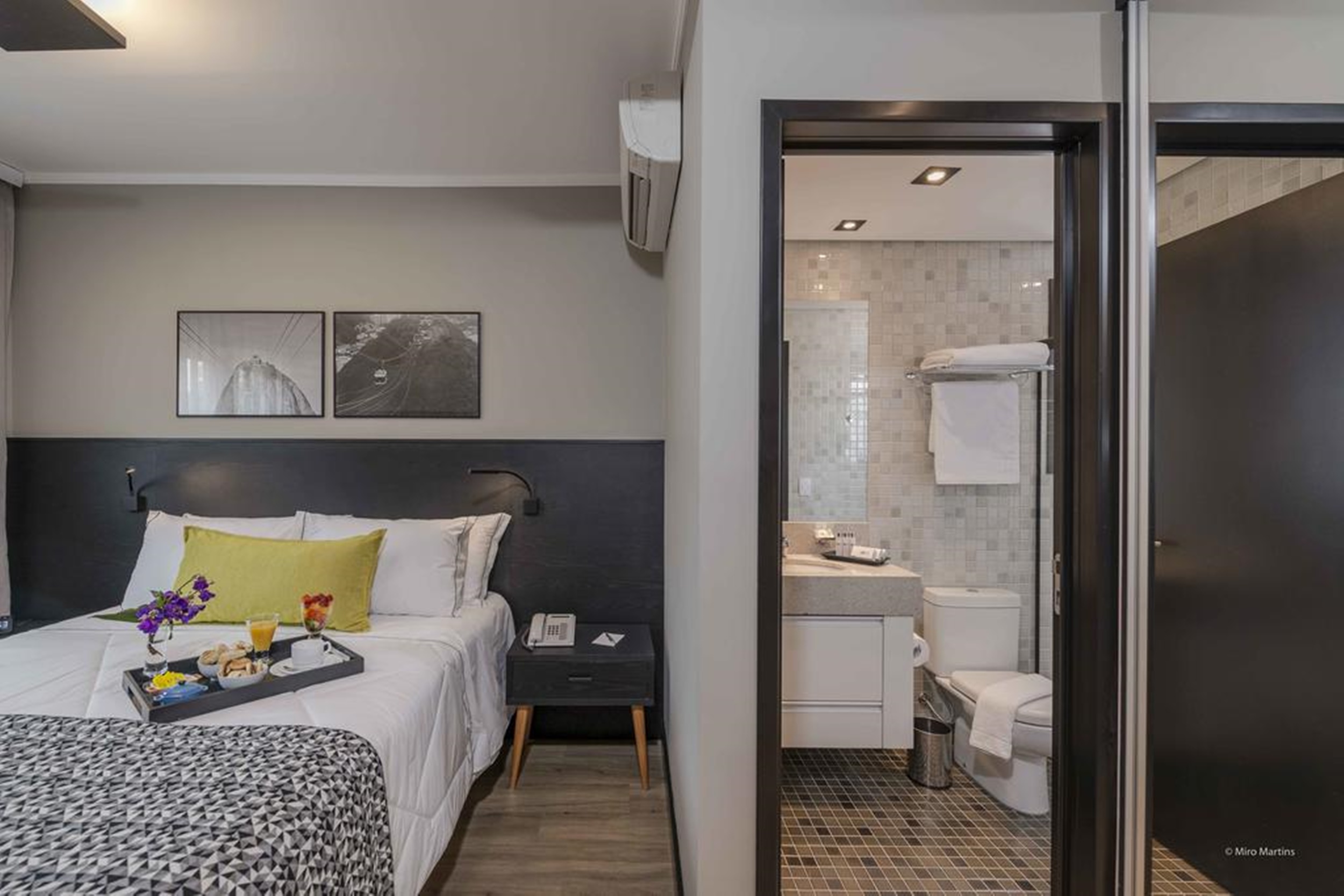 غرفة تنفيذية مفردة