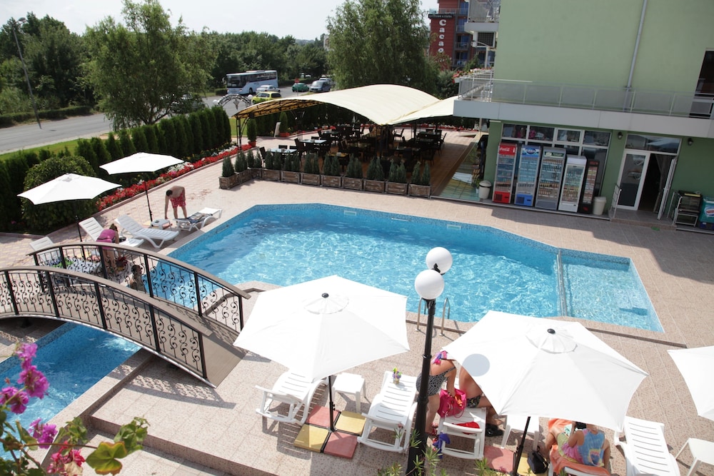 Hotel Zaara 28/32