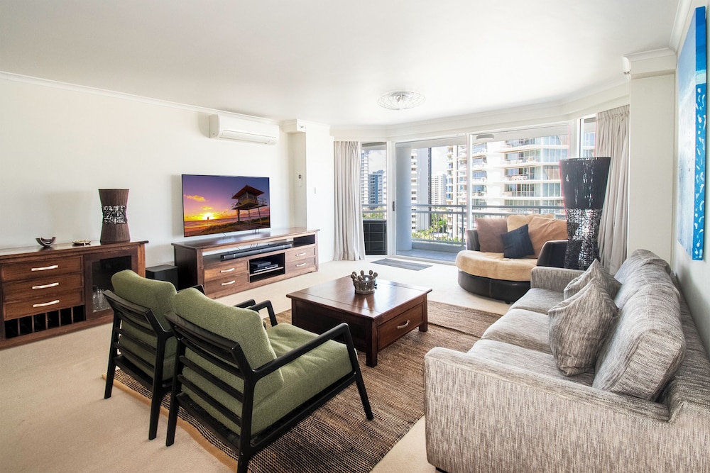 Ocean Sands Resort Gold Coast 33/49