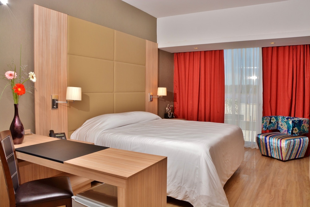 Savoy Hotel Encarnacion 31/69