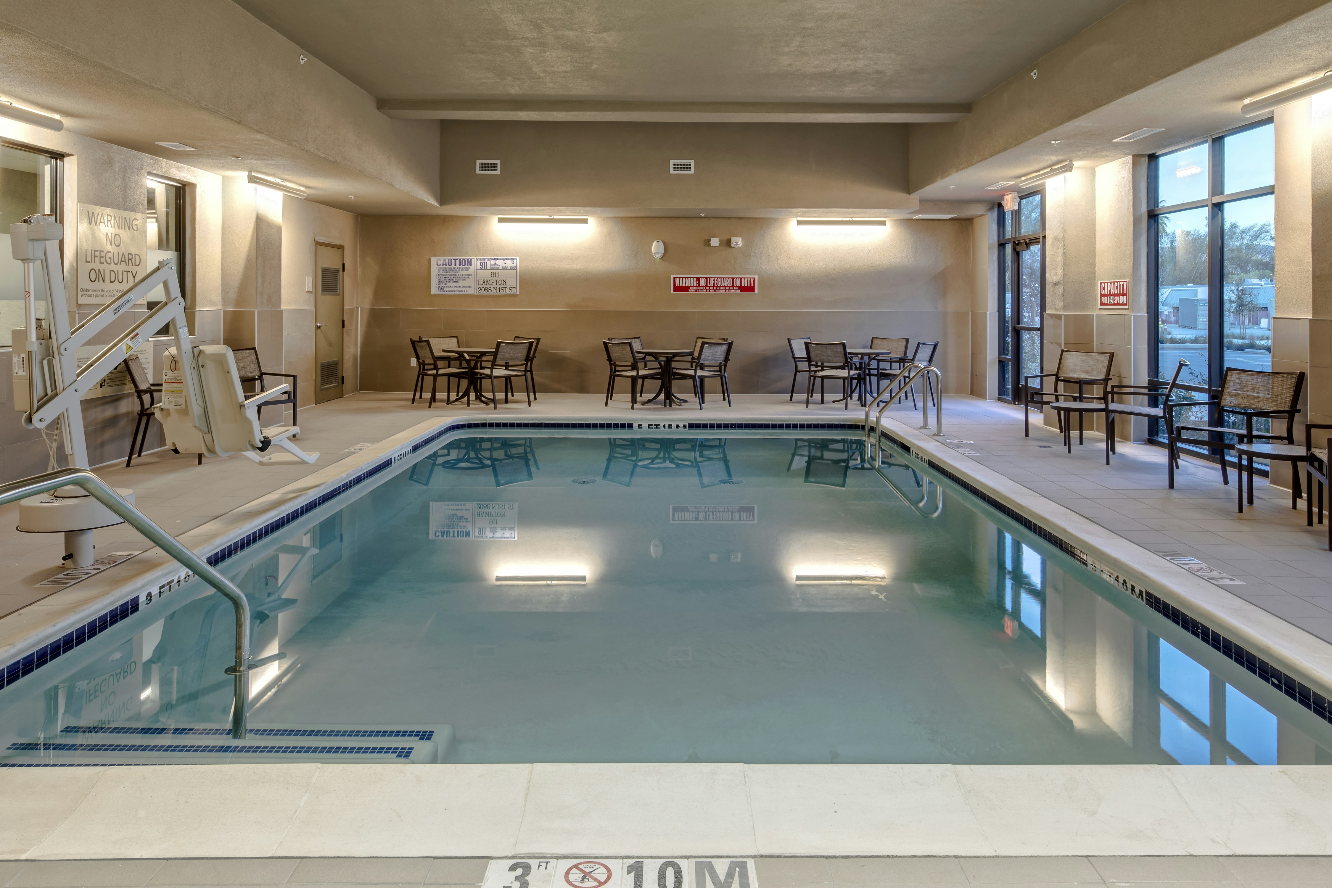 Hampton Inn and Suites San Jose Airport 15/30