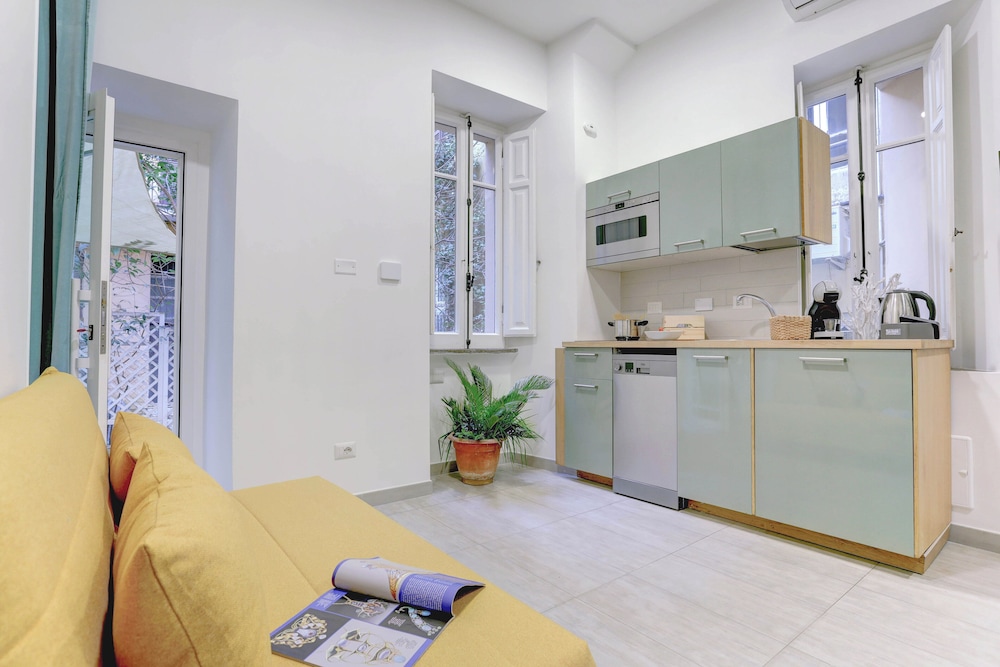 Santi Quattro Apartment & Rooms - Colosseo 6/49