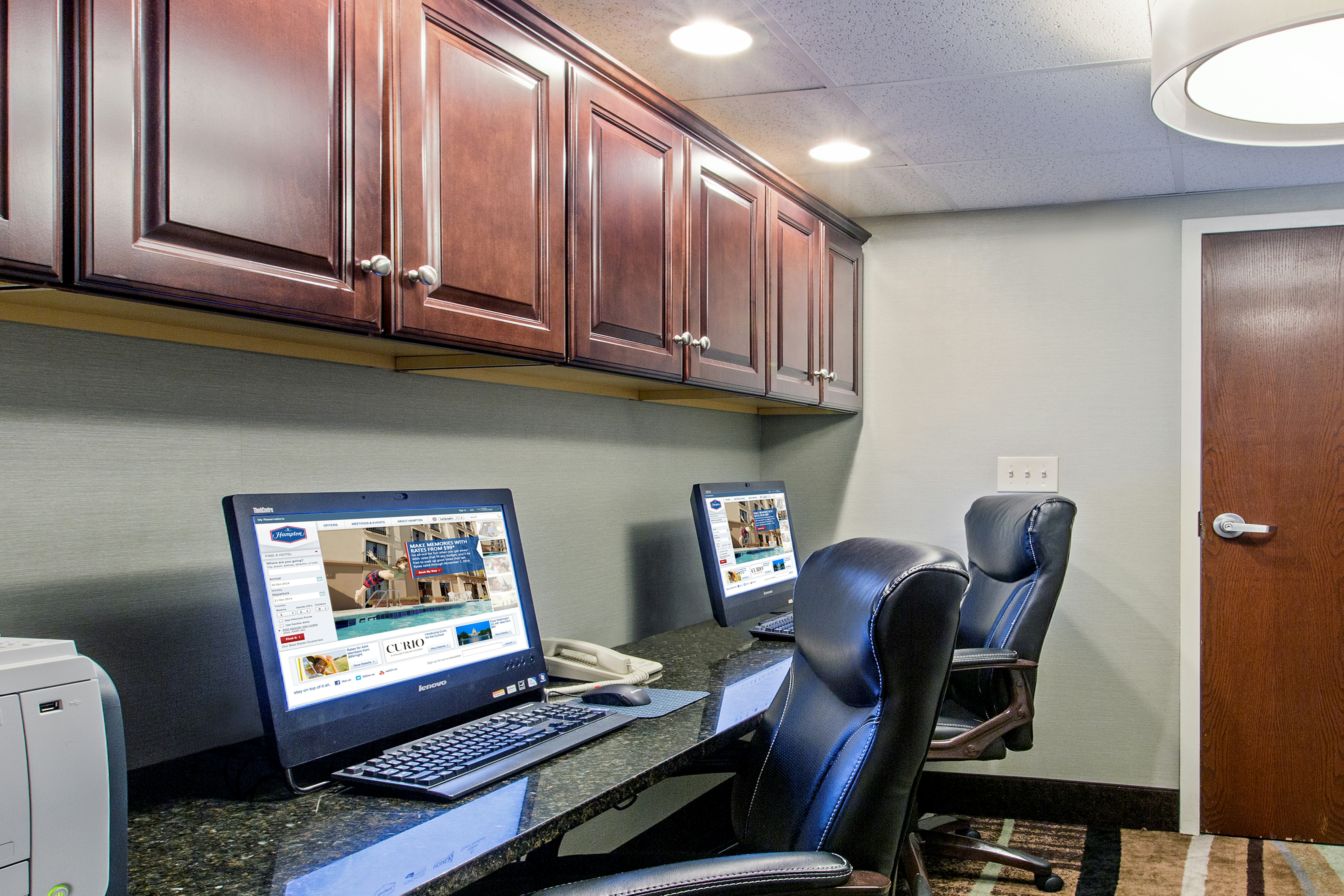 Hampton Inn West-Springfield 11/16