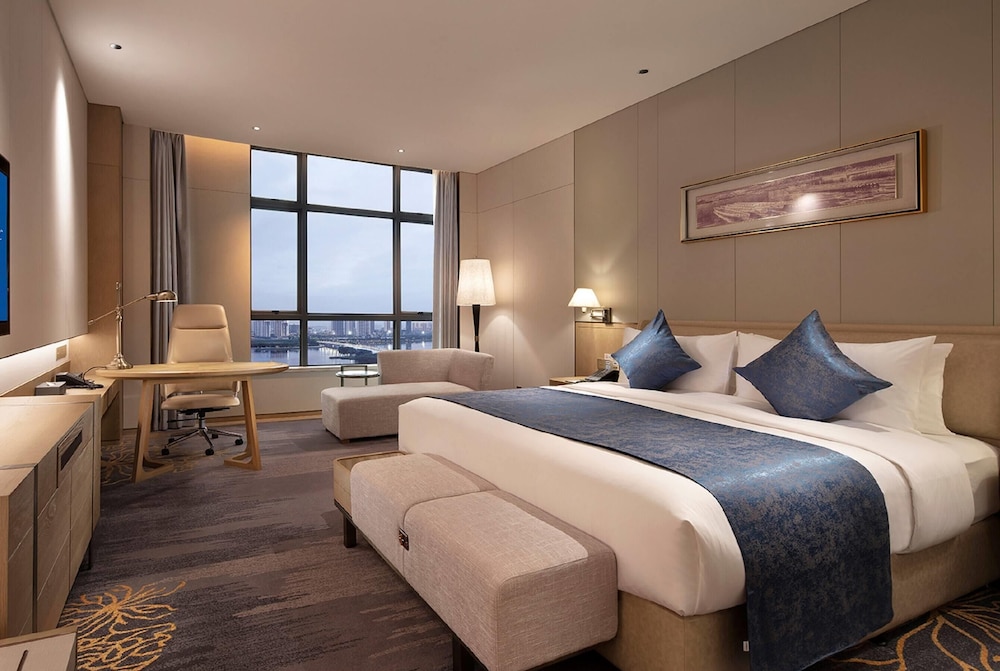 Howard Johnson by Wyndham Jimei Lake Plaza Xiamen 4/51
