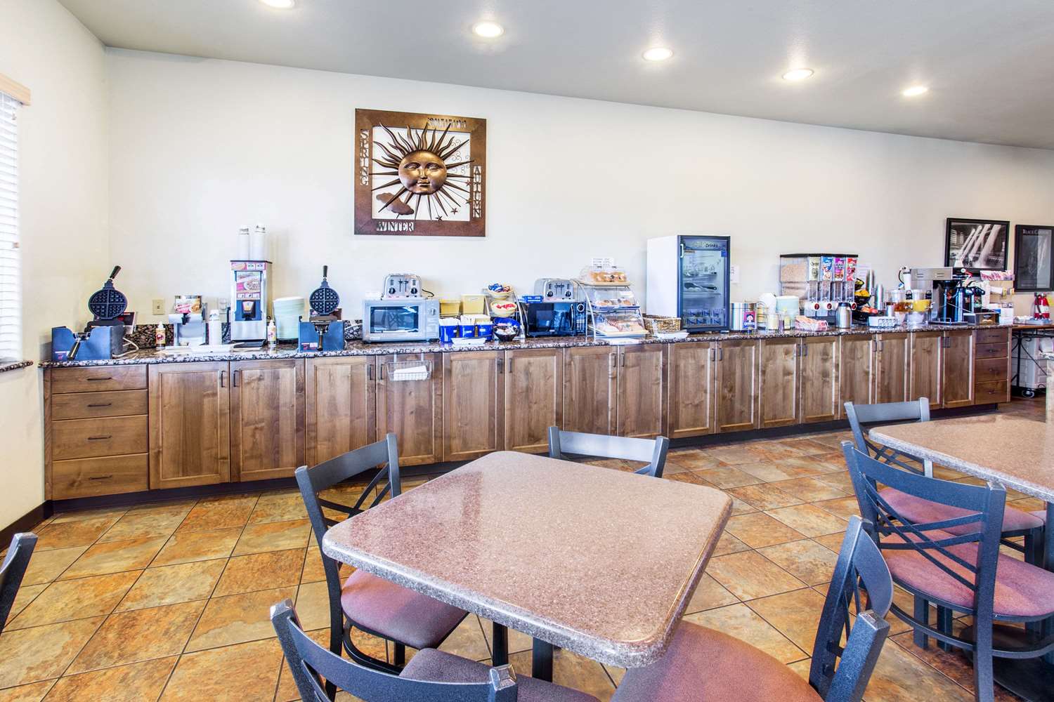 Days Inn by Wyndham Grand Junction 29/38