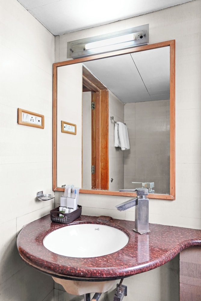 Hotel Orchard Pune 45/49