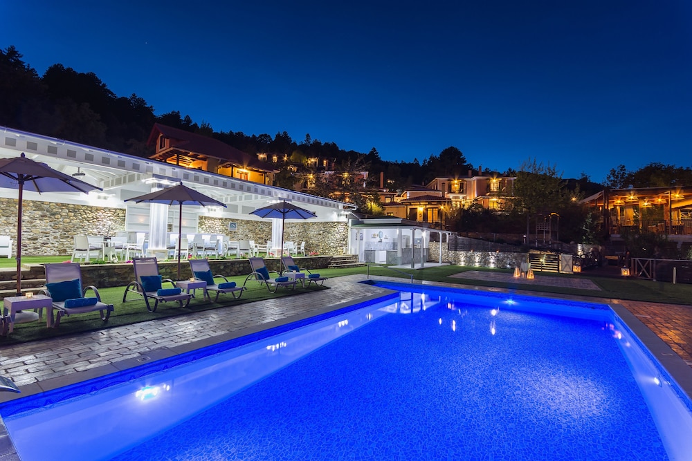 Ilaeira Mountain Resort 24/50