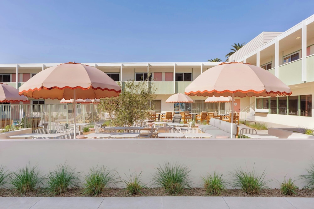 City Center Hotel Long Beach, Sonder by Marriott Bonvoy 5/53