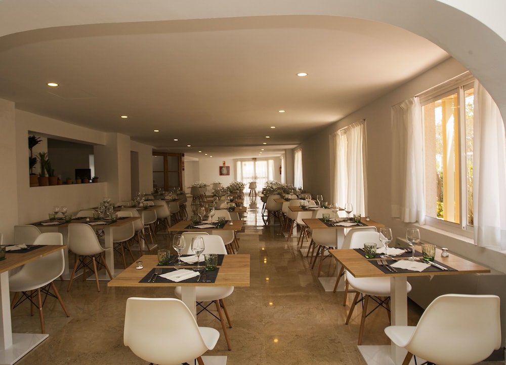 Hotel Tora 63/69