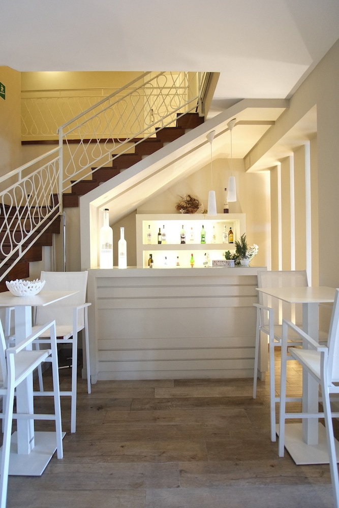 Astoria Vico Hotel 50/64