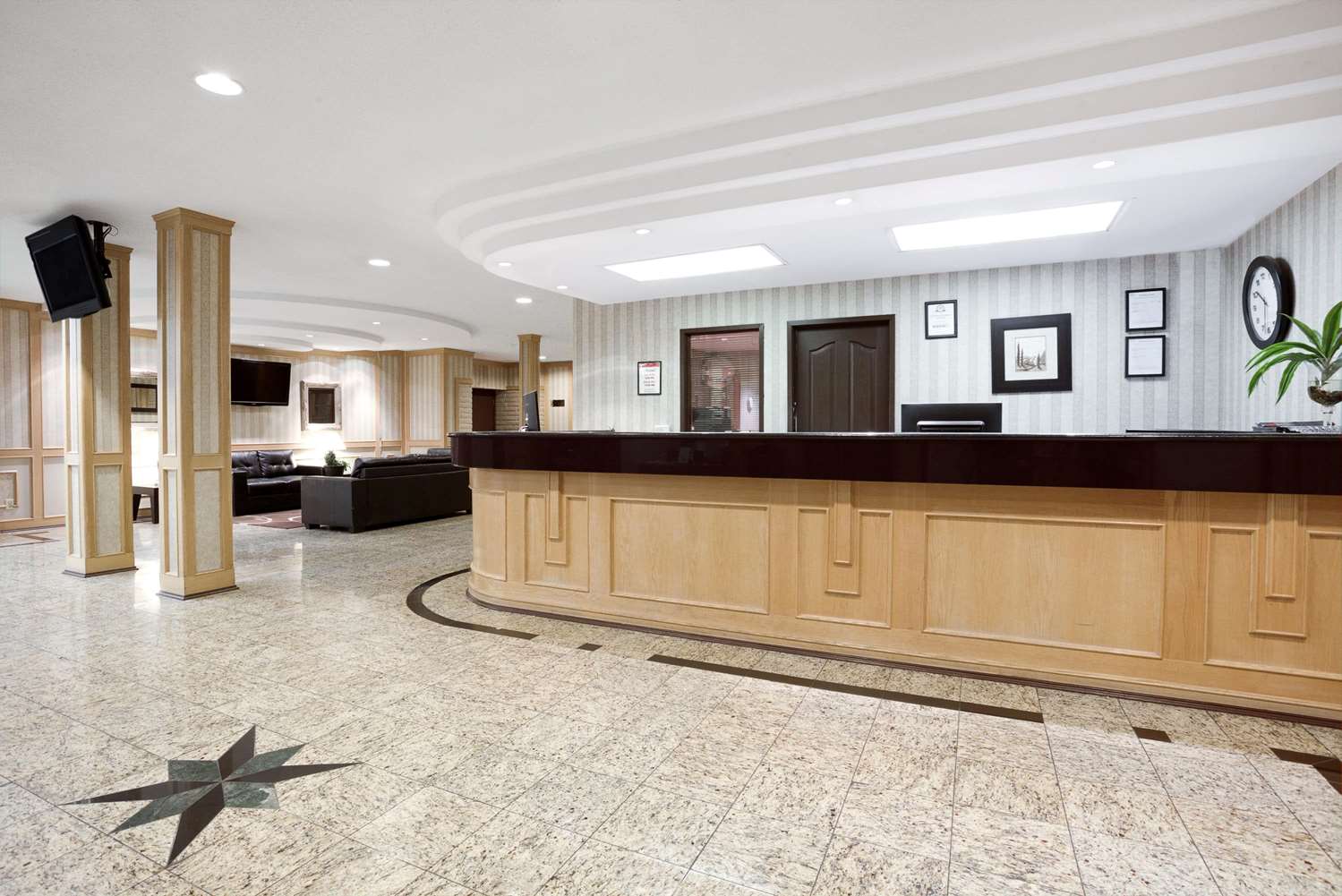 Lobby at The Vic, Ascend Hotel Collection, VICTORIA - BRITISH COLUMBIA