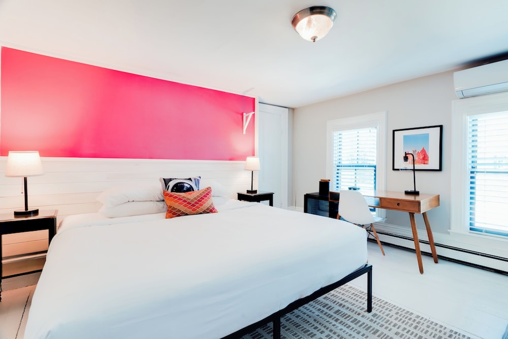 The Waterford Inn 3/33